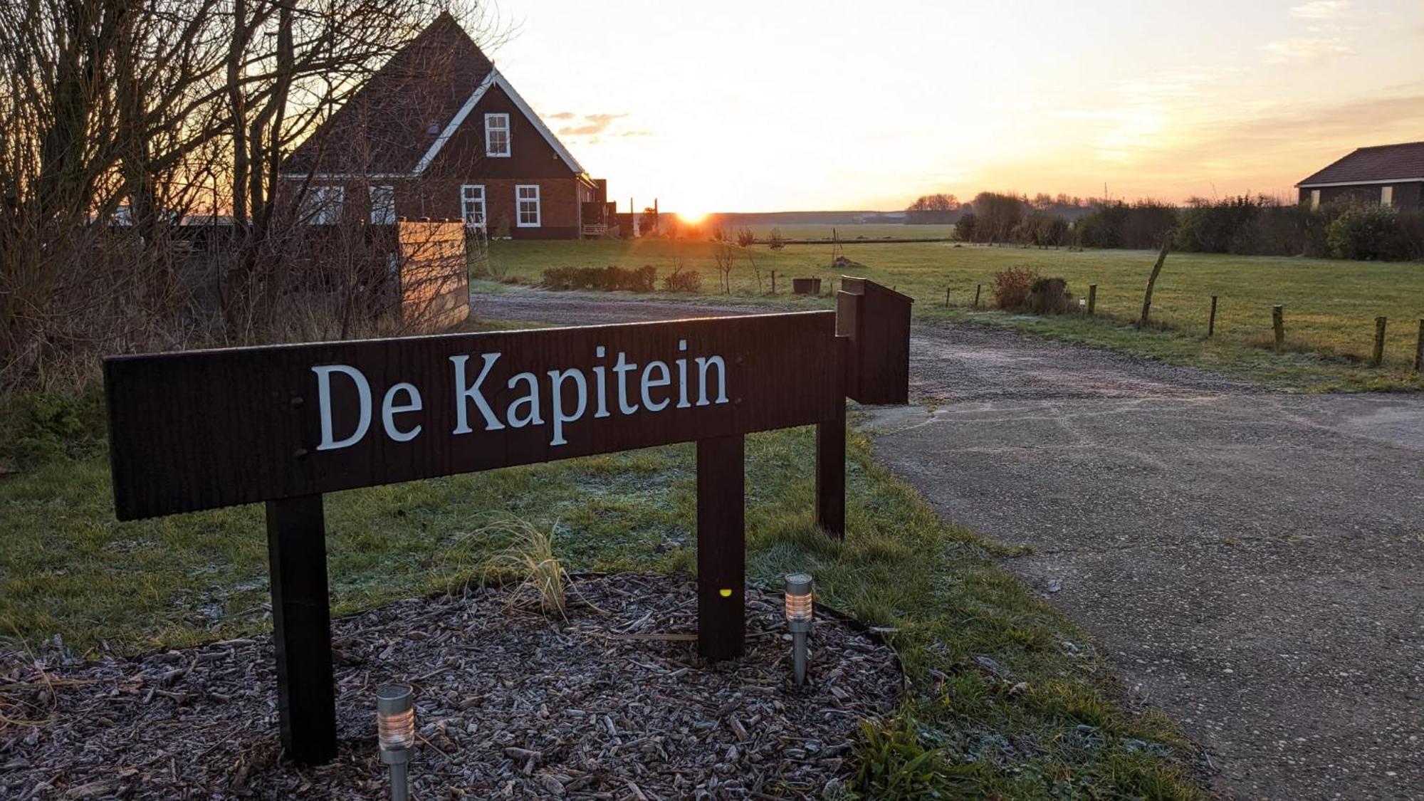 Caravan Zee By Bnb De Kapitein 't Horntje Exterior photo