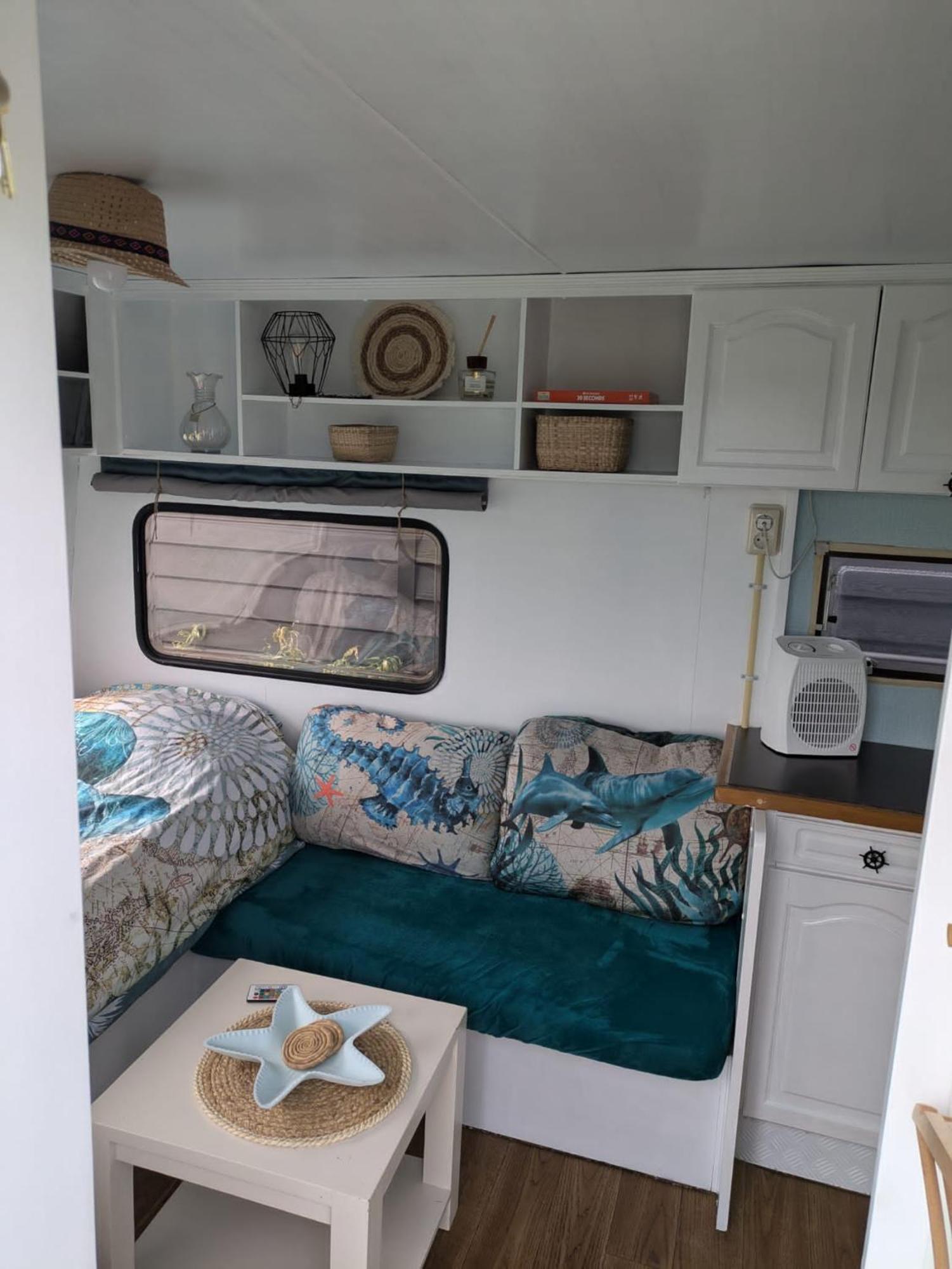 Caravan Zee By Bnb De Kapitein 't Horntje Exterior photo